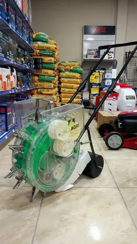 Plantadeira e Adubadeira de empurrar AG60 Allagri (Nova)