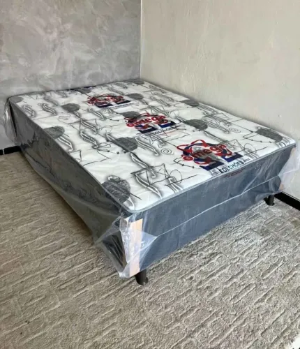 Mega promoção camas box casal novas 5 cm de espuma acoplada na cama