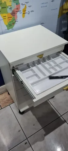 Gaveteiro para clínicas