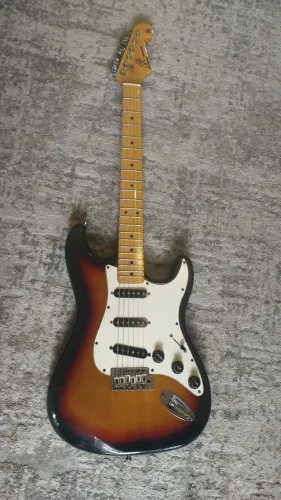 Guitarra SX Vintage Series Stratocaster American Alder Sunburst
