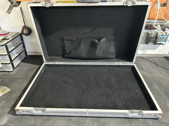 Case para instrumentos musicais - Ótimo estado