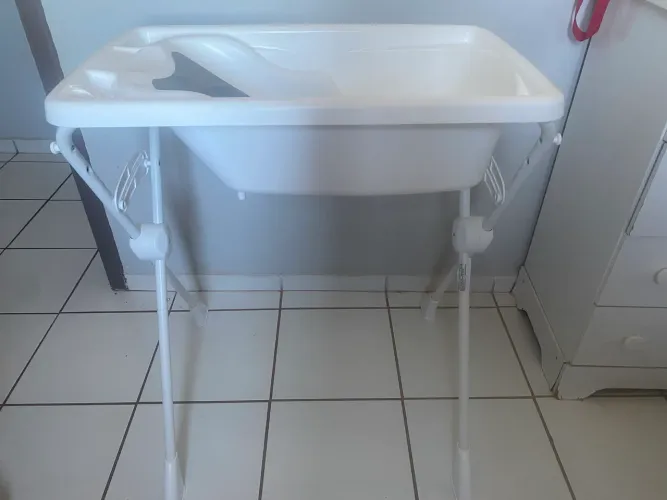Vendo banheira de bebê