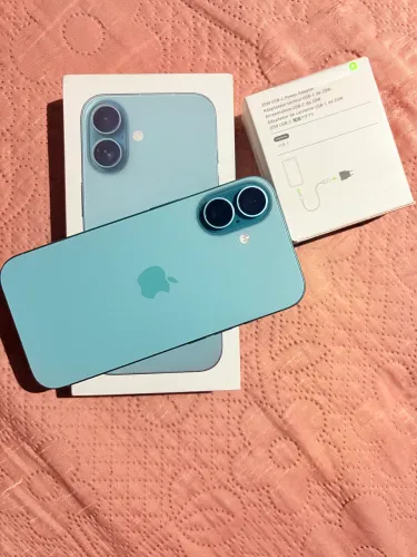 iPhone 16