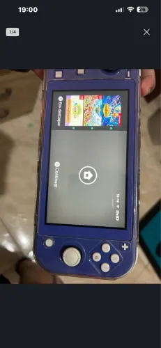 Nintendo Switch light