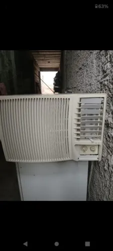Vendo ar com de 10.000 BTUs 