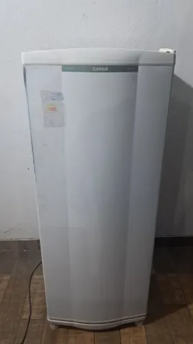 Geladeira Consul Média