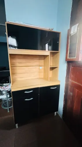 Armário de Cozinha Compacto Poquema Duda 90cm na cor Damasco e Preto