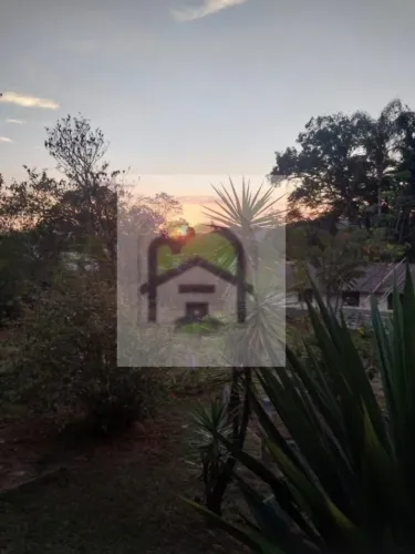 SEU REFÚGIO EM VIANÓPOLIS - ESPAÇO, CONFORTO E LAZER EM MEIO À NATUREZA