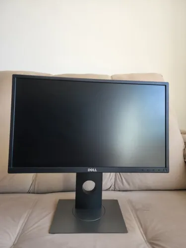Monitor Dell 22" Full HD P2217H - Ajuste de Altura e Rotação (Impecável)