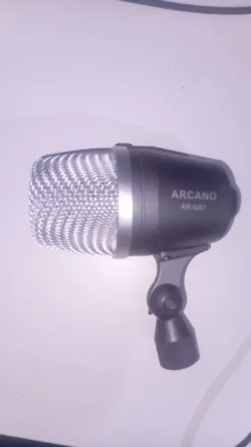 Microfone garra Arcano para tom ou caixa de bateria