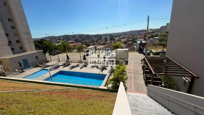 Apartamento à VENDA de 2 quartos no bairro DIAMANTE