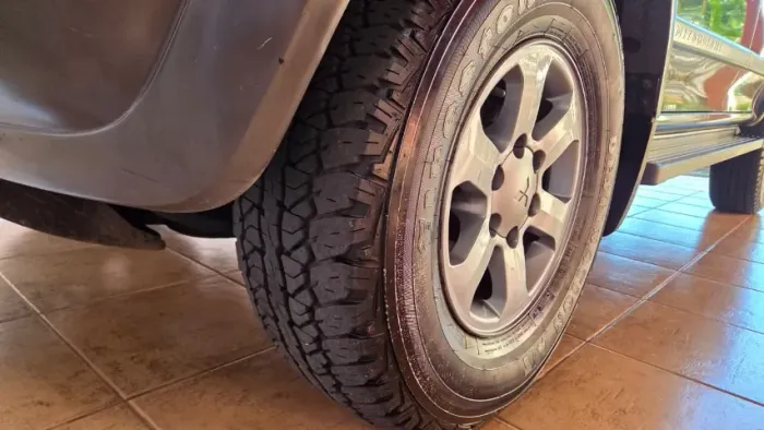 Mitsubishi L200 Outdoor GLS 2.5 4X4 CD TDI Diesel 2010