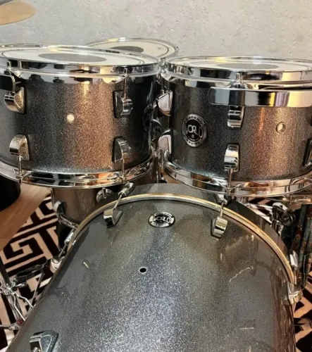 Bateria acustica Nagano word nova