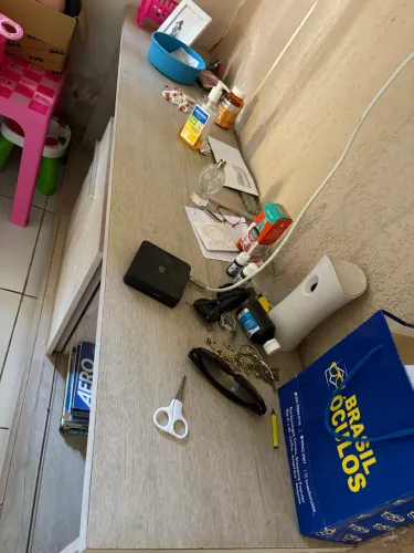 RACK COM PAINEL (painel nunca usado) PARA SALA