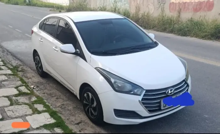 Hyundai HB20S C.plus/c.style 1.6 Flex 16V Mec.4p 2017