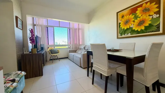 Apartamento a venda de 2/4, 1 suíte com closet e garagem em Pernambués - Salvador - BA