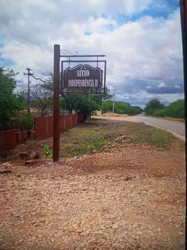 vende-se dois terrenos / próx as PEDRINHAS - PETROLINA . 