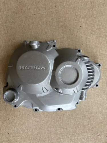 Tampa motor lado direito embreagem Titan Fan Start Bros 160