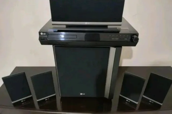 Home theater lg ht502sh