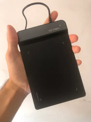 Tablet e caneta de desenho