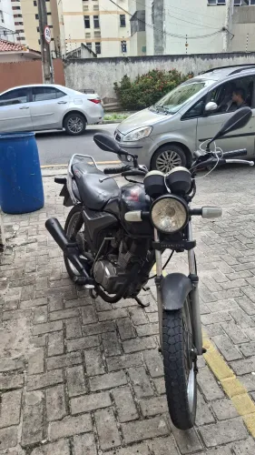 Fan 125 em bom estado