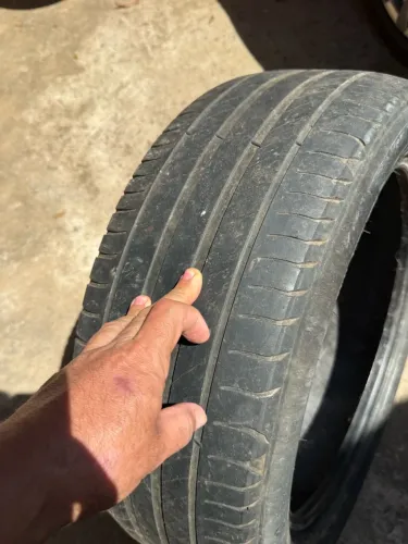 Pneu michelin 216/50/17