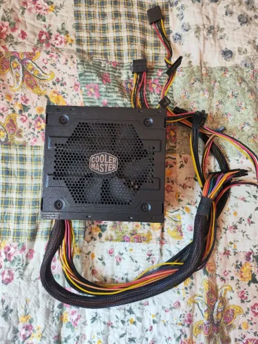 Fonte Cooler Master 300w