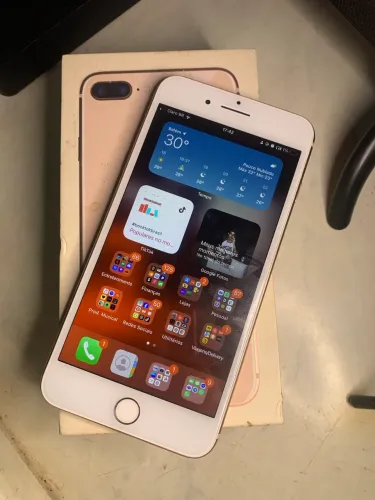 iPhone 8 Plus - iCloud Livre, caixa e carregador