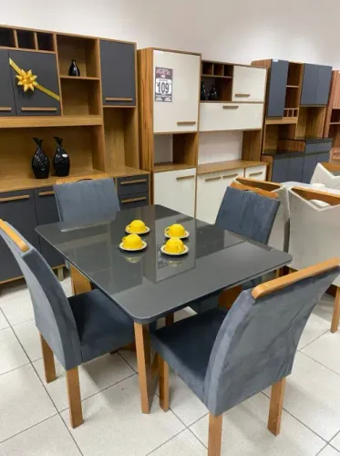 Mesa de Jantar Dubai com 04 Cadeiras - 100% MDF com Vidro Laqueado