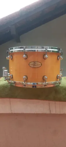 Caixa Pearl Reference One