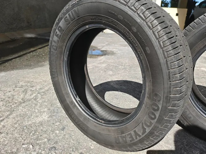 Pneus Goodyear 205 65 15
