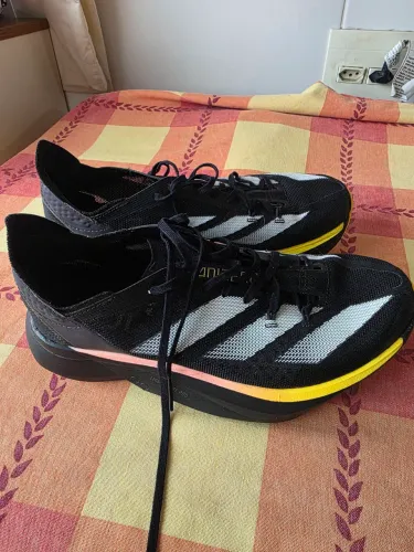 Tênis feminino ADIZERO