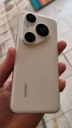 Huawei Pura 80 Pro MÁQUINA