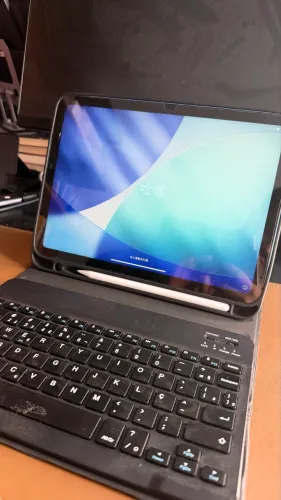 iPad 10 geração + caneta + teclado + capa