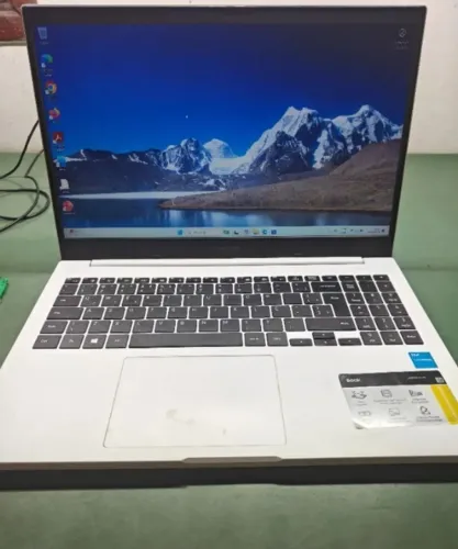 Notebook Samsung Book 15.6" Full HD - Excelente para Estudos e Dia a Dia!