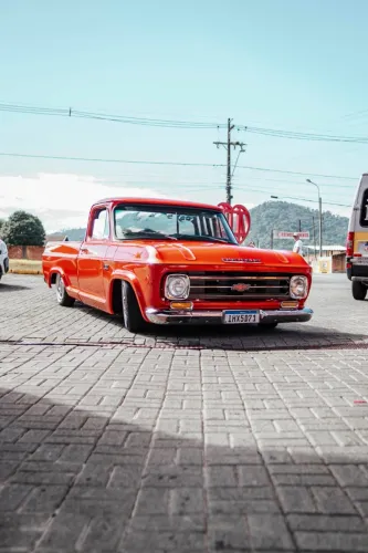 Chevrolet C-10 2.5/4.1 1975