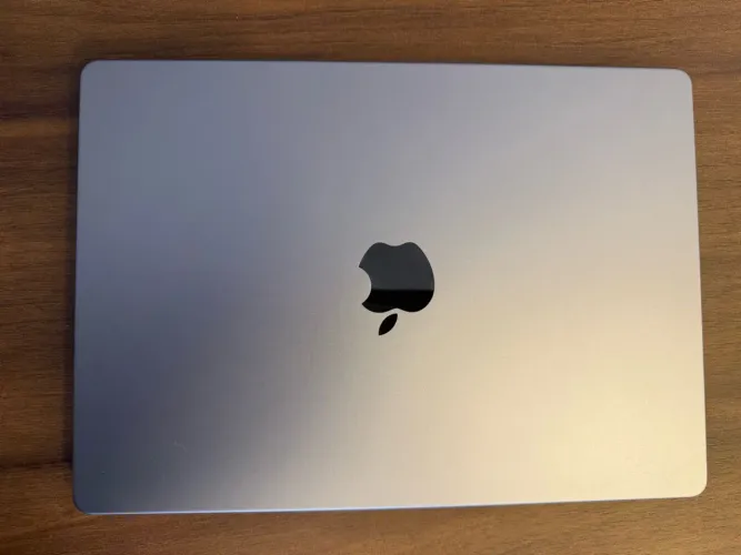 Apple MacBook M1 Pro 32GB RAM 1T SSD 2021 14?