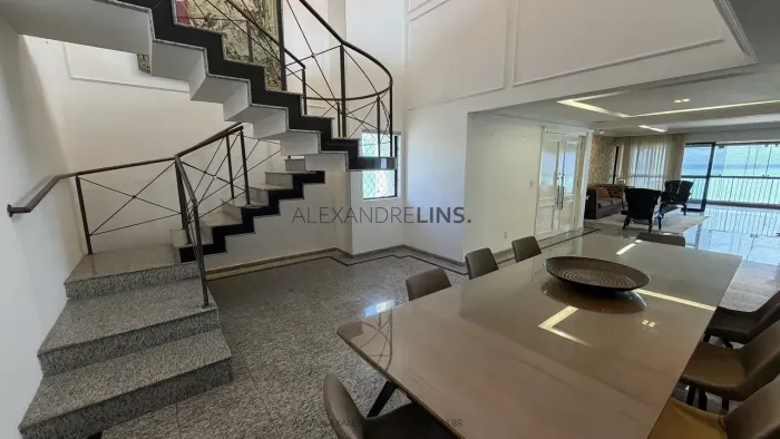 Cobertura Duplex com 680 m² e mobiliada na beira mar da Ponta Verde
