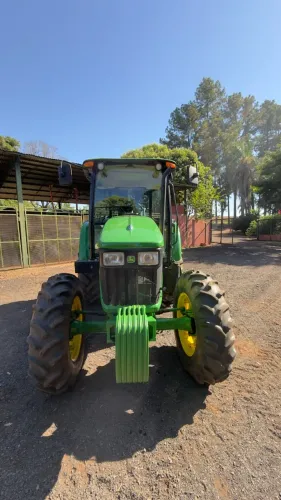 Trator John Deere 5078 E 4X4 2018 com apenas 772h