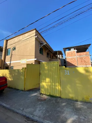 Casa Nova com Blindex | 1 Quarto | Água e Luz Inclusas | Jardim Bangu | R$ 700