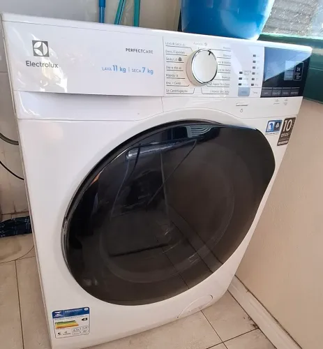 Máquina Lava/Seca Electrolux 