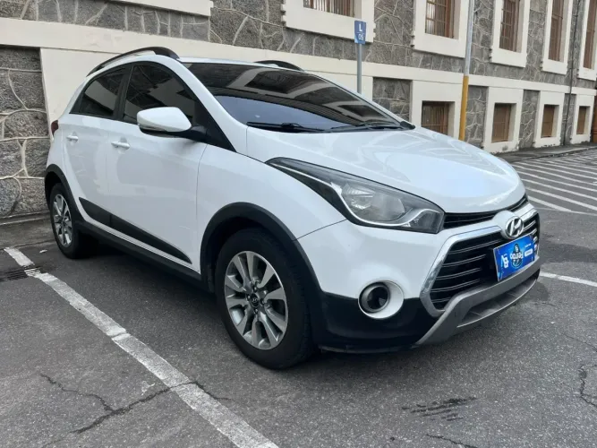 Hyundai HB20X Style 1.6 Flex 16V Aut. 2016