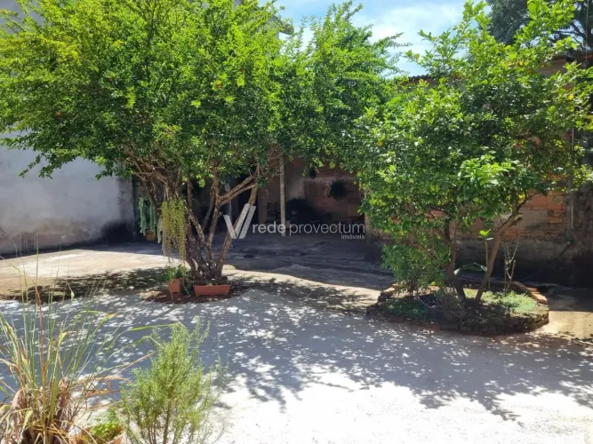 Casa à venda, 2 dorm, quintal amplo - Campinas