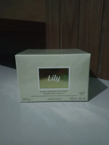 Creme Acetinado Hidratante Desodorante Corporal Lily 250G