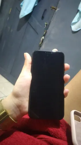 iPhone XR preto