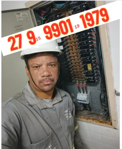 Eletricista profissional 24 horas ligou chegou