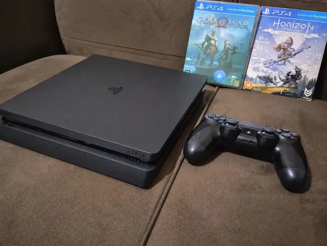 Ps4 slim 1tb - conservado!