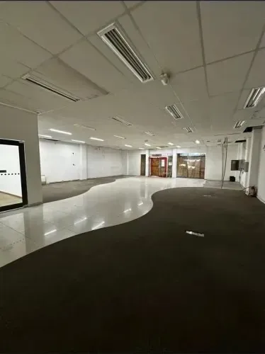 Predio comercial na Vila Valqueire