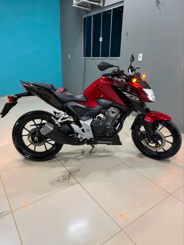 CB Twister 300F ABS