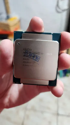 Processador Intel XEON E5 2680v3